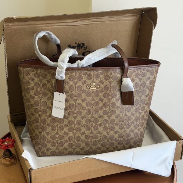 کیف دستی بزرگ کوچ coach